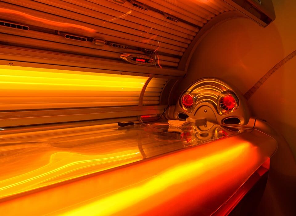 Cama de bronzeamento artificial